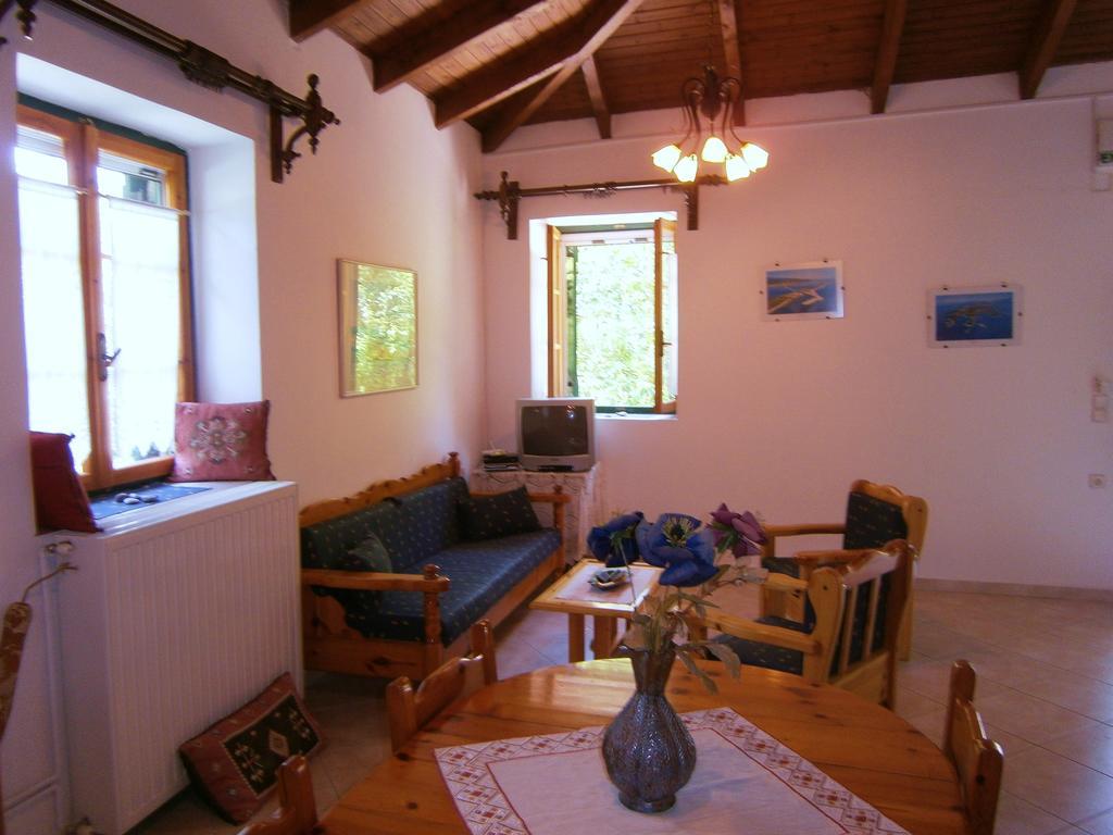 Villa Frias Asprogerakata 객실 사진